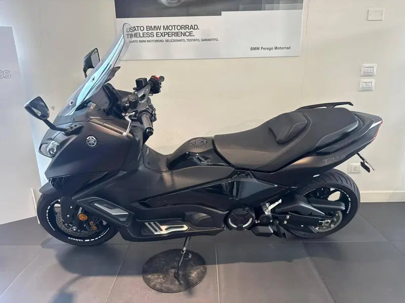 Yamaha T-Max 560 Tech Max (2022 - 24) (5)