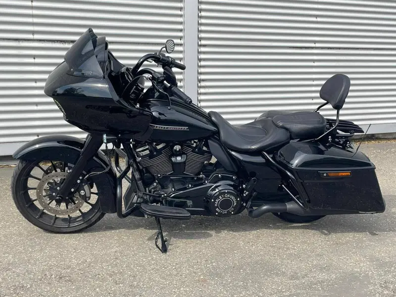 Harley-Davidson 114 Road Glide Special (2019 - 20) - FLTRXS (18)