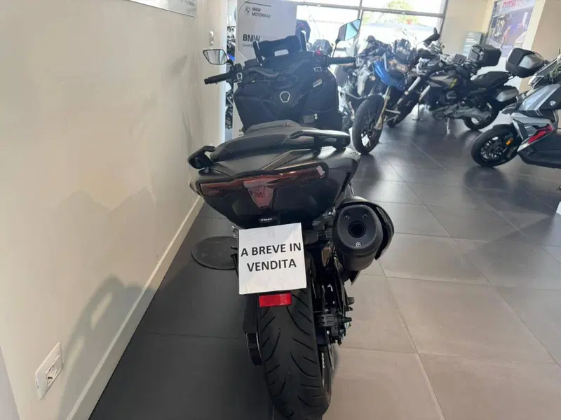 Yamaha T-Max 560 Tech Max (2022 - 24) (7)