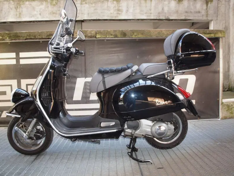 Vespa GTV 300 Via Montenapoleone ABS (2010 - 16)