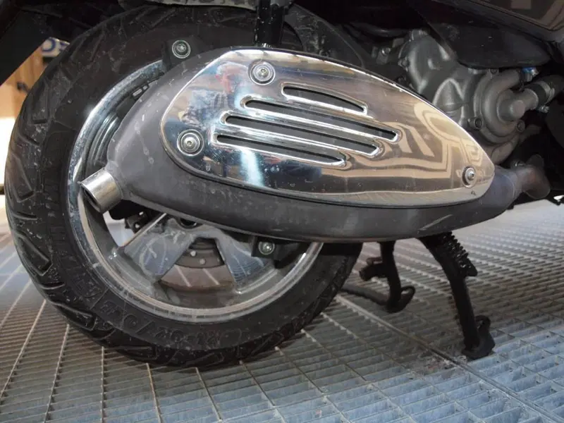 Vespa GTV 300 Via Montenapoleone ABS (2010 - 16) (5)