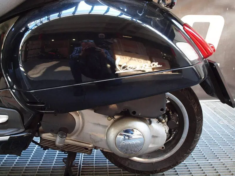 Vespa GTV 300 Via Montenapoleone ABS (2010 - 16) (9)