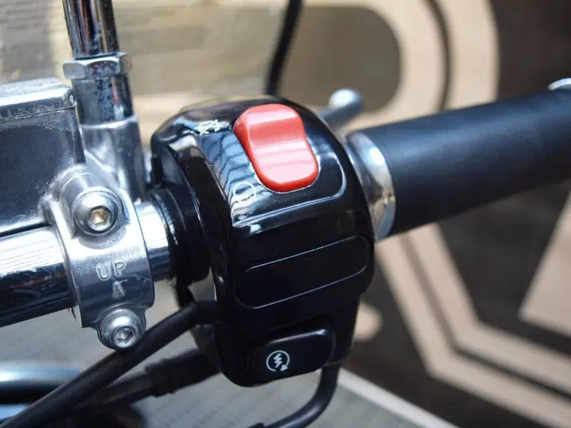 Vespa GTV 300 Via Montenapoleone ABS (2010 - 16) (11)