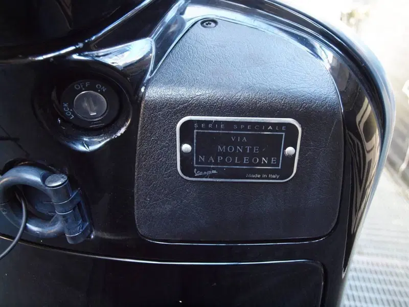 Vespa GTV 300 Via Montenapoleone ABS (2010 - 16) (12)