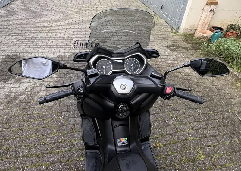 Yamaha X-Max 300 ABS (2017 - 20) (9)