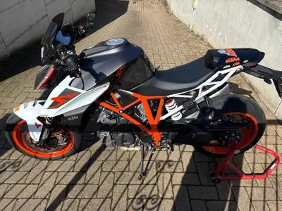 KTM 1290 Super Duke R (2019) usata