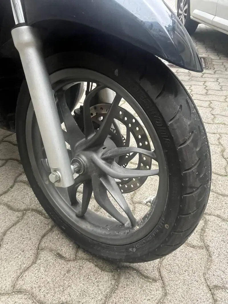 Piaggio Medley 150 S ABS (2016 - 19) (4)