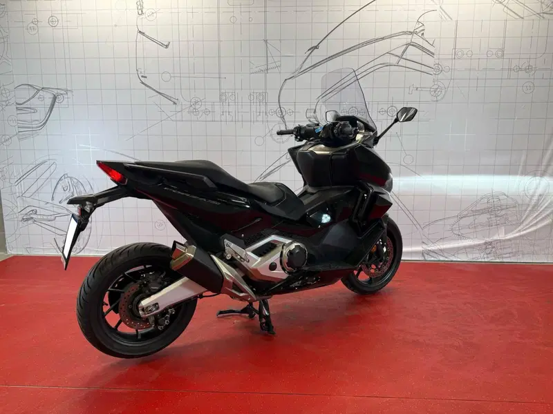 Honda Forza 750 DCT (2021 - 24) (3)