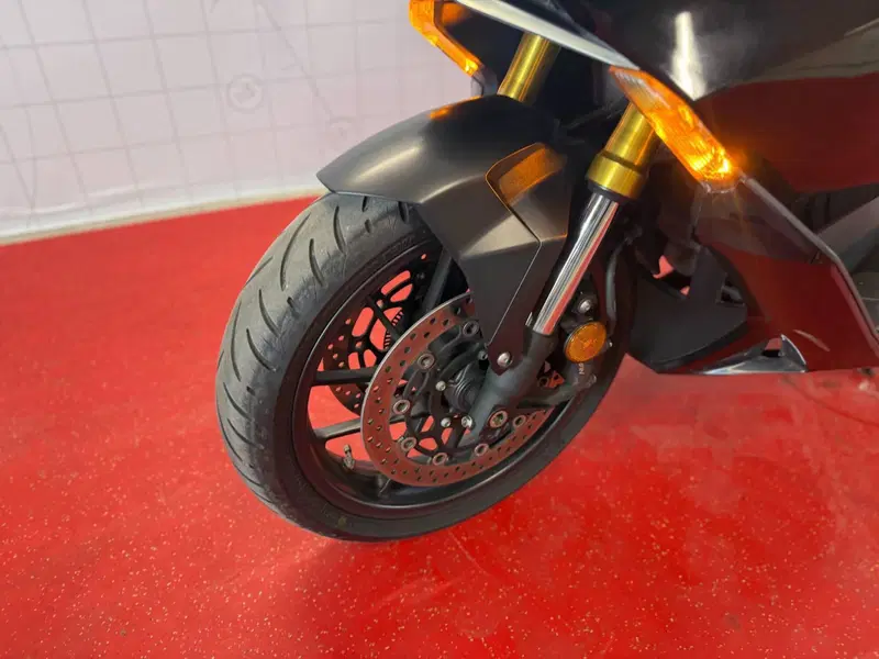 Honda Forza 750 DCT (2021 - 24) (13)