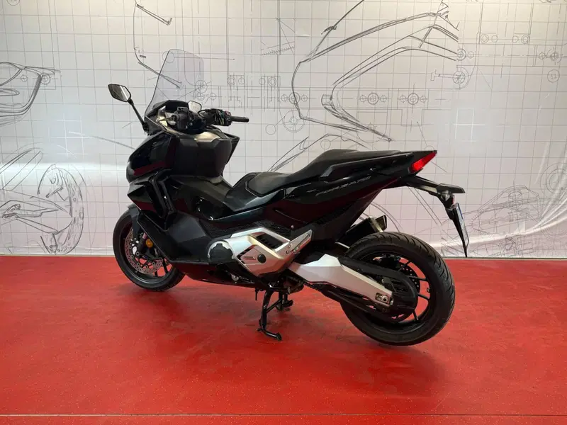 Honda Forza 750 DCT (2021 - 24) (6)