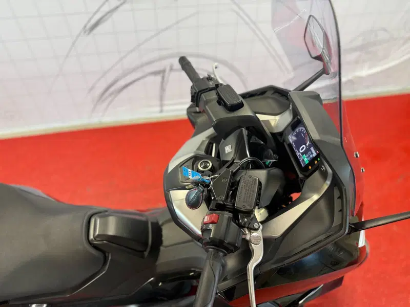 Honda Forza 750 DCT (2021 - 24) (8)