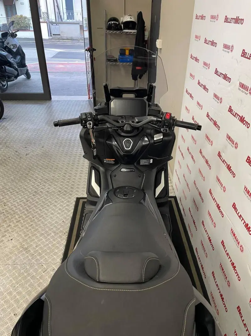 Yamaha T-Max 560 Tech Max (2022 - 24) (6)