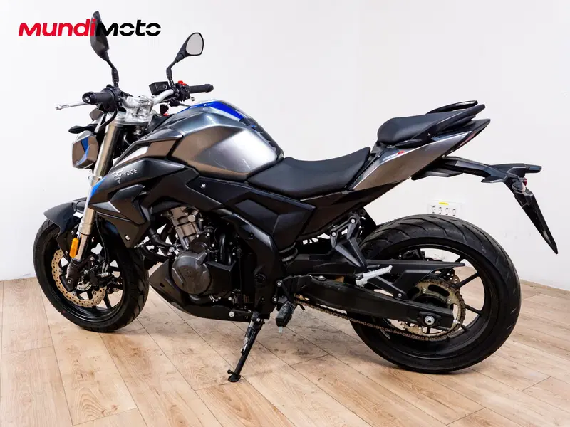Voge Brivido 500 R (2020) (7)