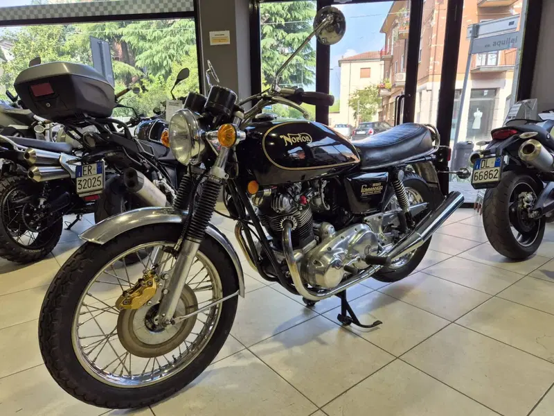 Norton NORTON COMMANDO 850 (6)