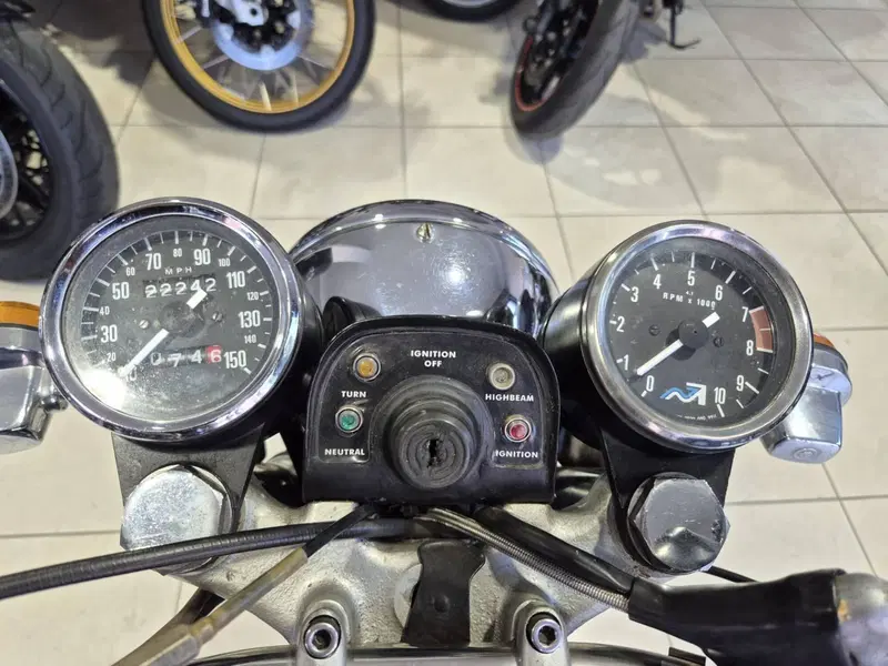 Norton NORTON COMMANDO 850 (4)