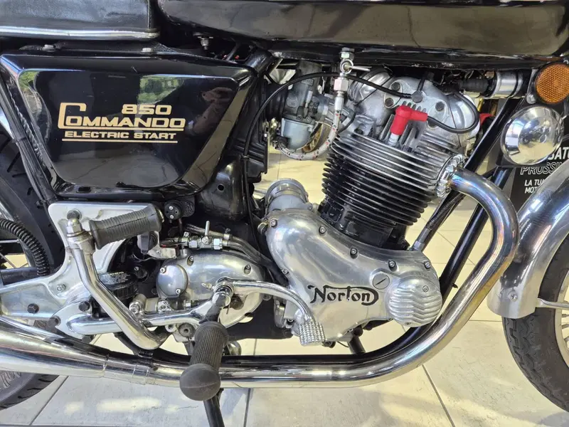 Norton NORTON COMMANDO 850 (13)