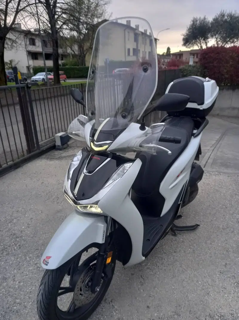 Honda SH 150i (2020 - 23) (2)