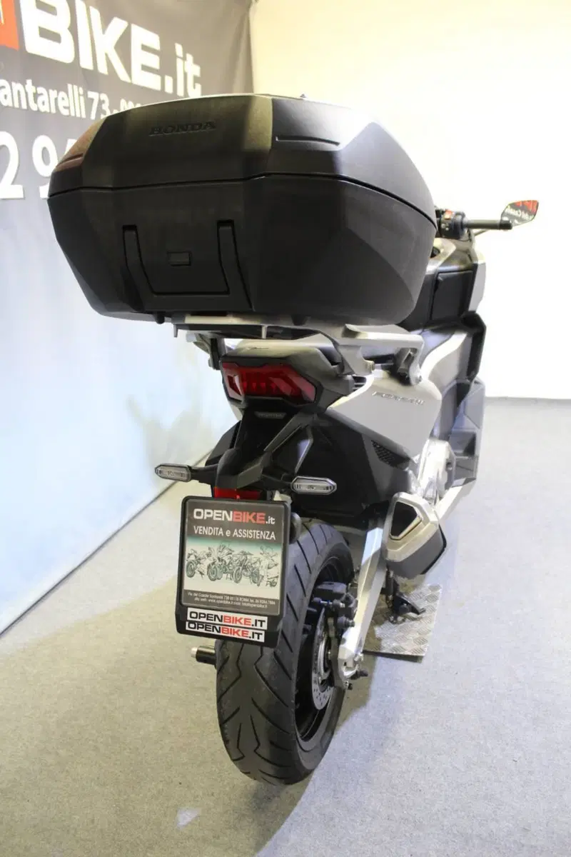 Honda Forza 750 DCT Urban (2021 - 24) (5)