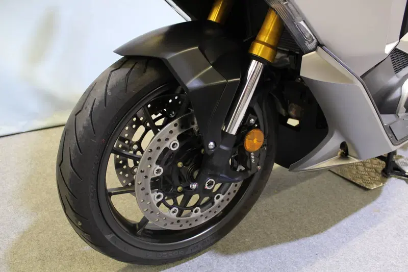 Honda Forza 750 DCT Urban (2021 - 24) (15)