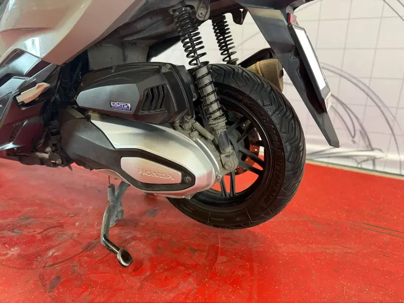 Honda Forza 350 (2022 - 24) (15)