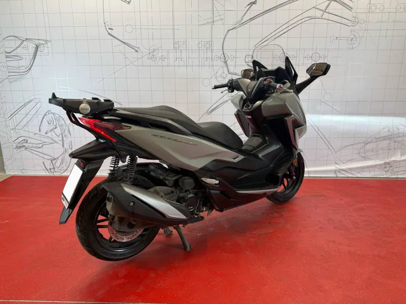 Honda Forza 350 (2022 - 24) (3)