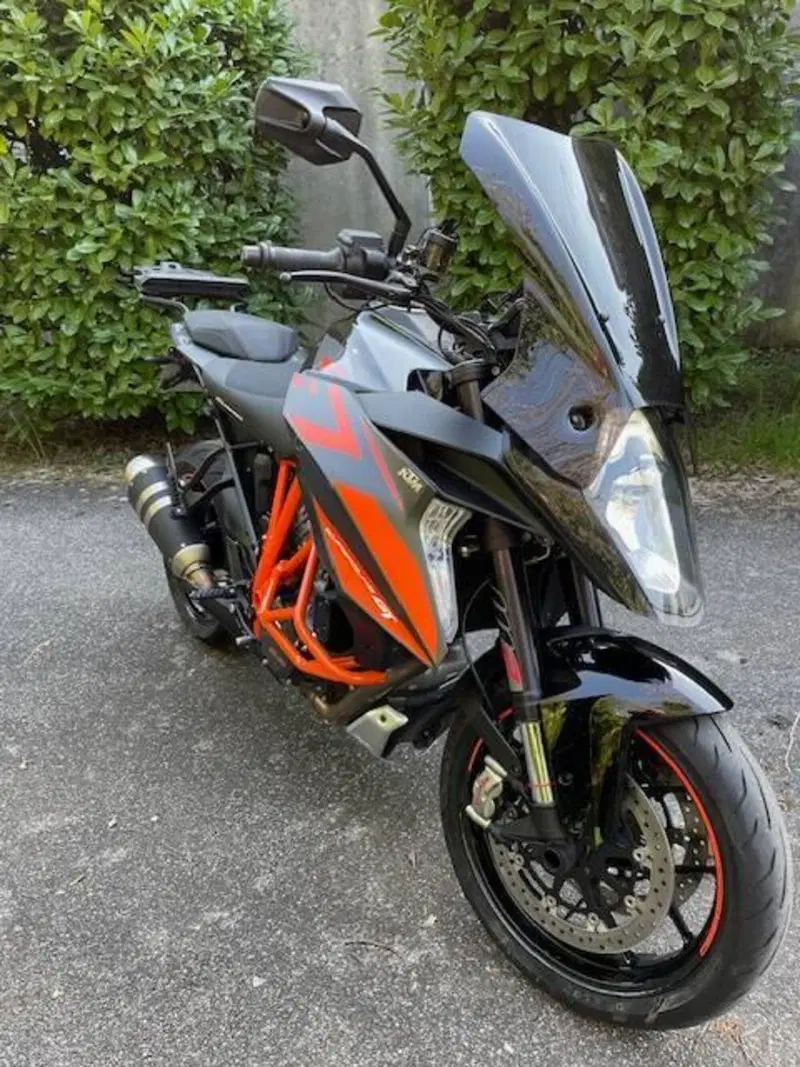 KTM 1290 Super Duke GT ABS (2016 - 18) (8)