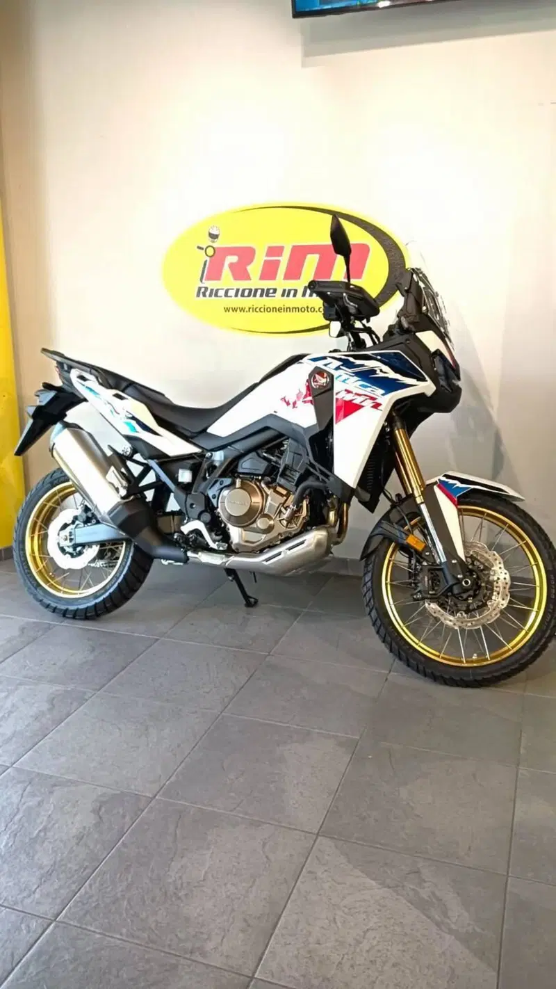 Honda Africa Twin CRF 1100L ES (2024 - 26) (4)
