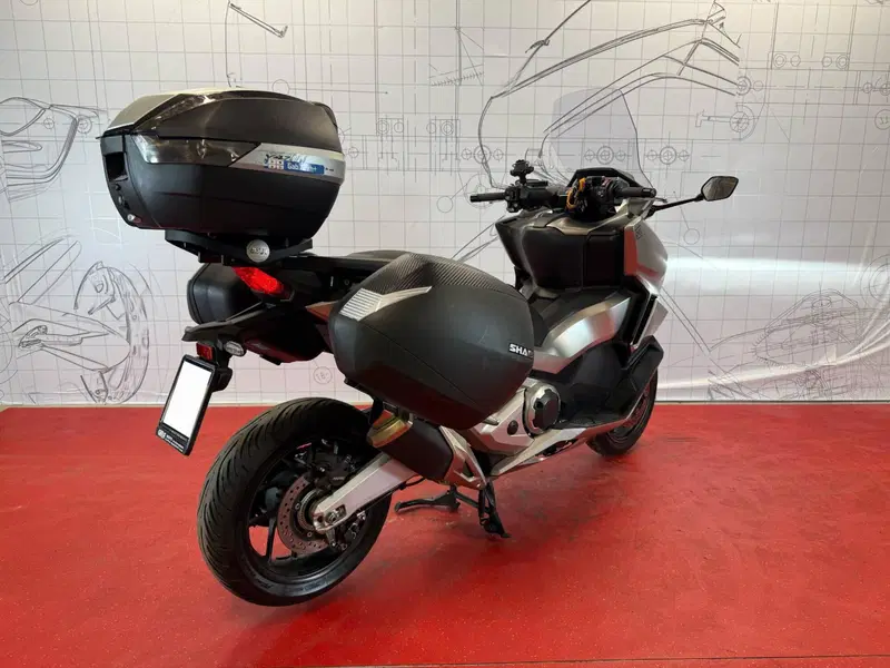 Honda Forza 750 DCT (2021 - 24) (3)
