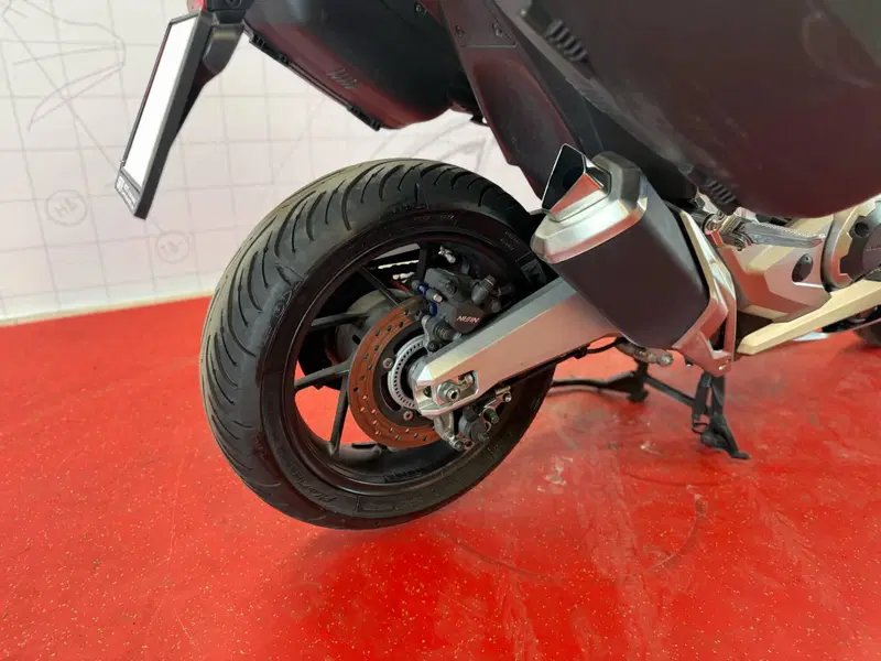 Honda Forza 750 DCT (2021 - 24) (11)