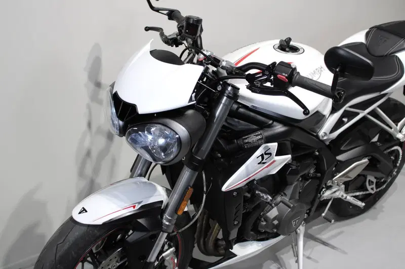 Triumph Street Triple RS (2017 - 19) (7)