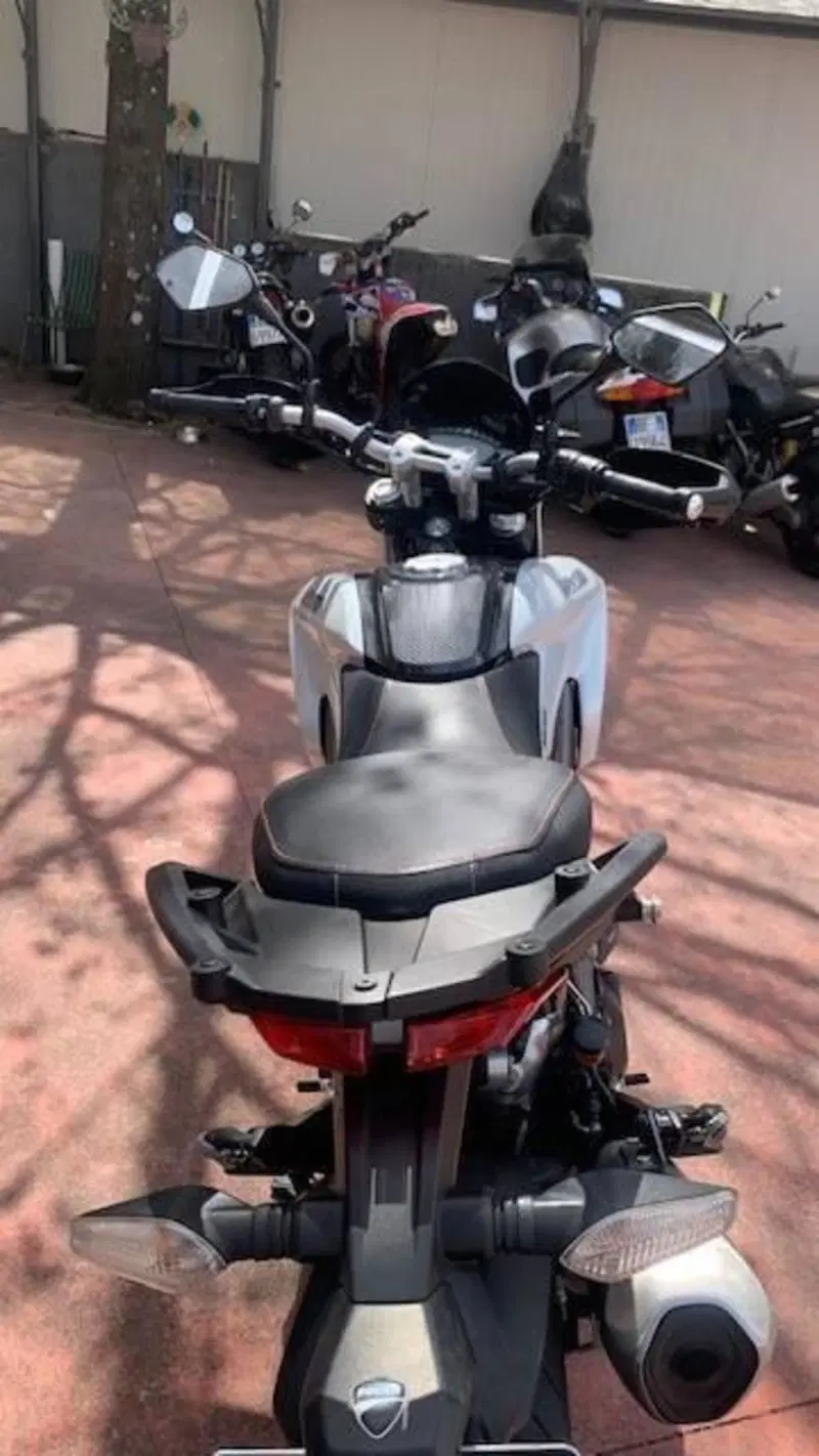 Ducati Hyperstrada 821 (2013 - 15) (3)