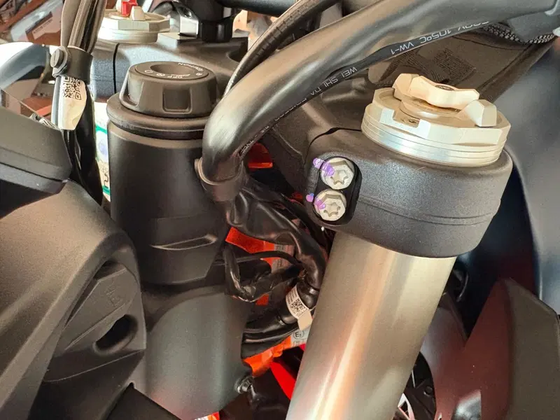 KTM 890 Adventure R (2025 - 26) (20)