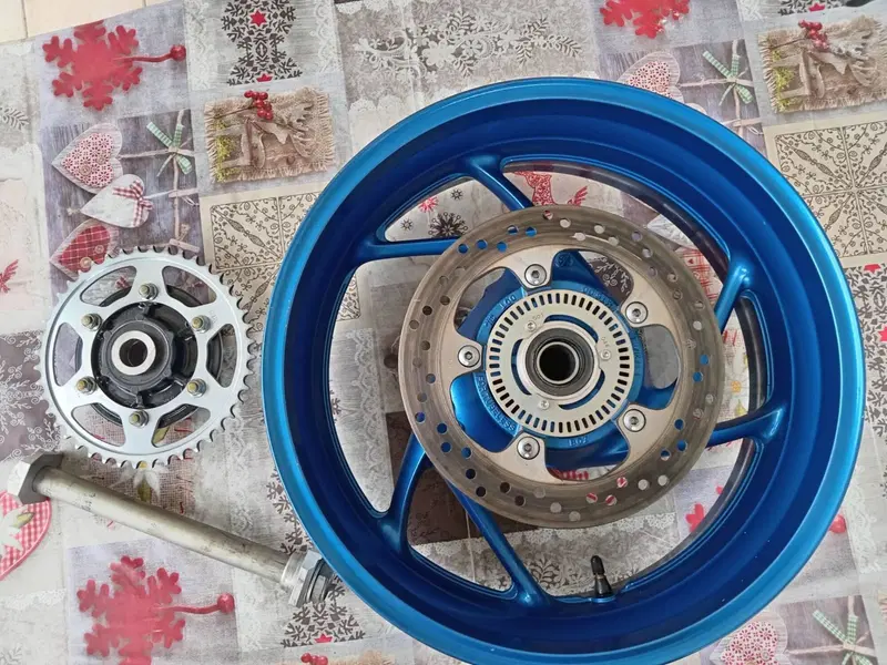 Cerchio posteriore suzuki gsx s 1000