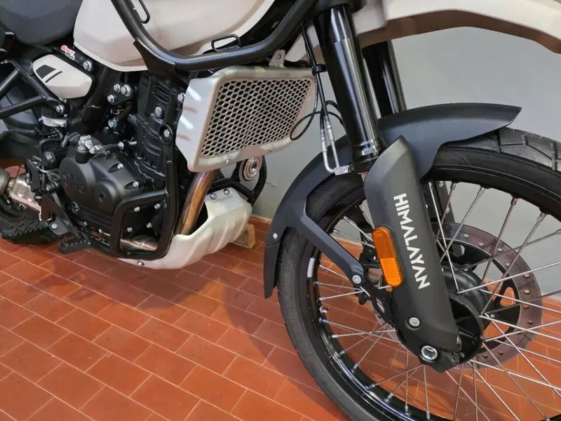 Royal Enfield Himalayan 450 Tubeless (2024 - 26) (4)