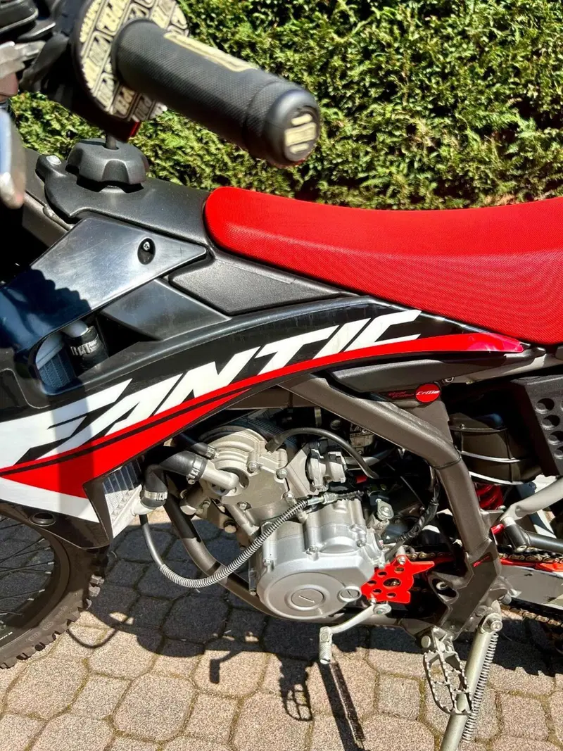Fantic Motor Enduro 125 E Performance 4t (2017) (8)