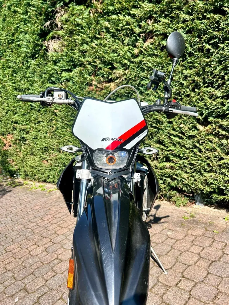 Fantic Motor Enduro 125 E Performance 4t (2017) (11)