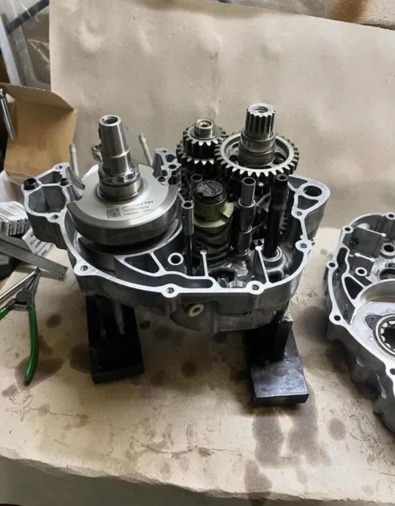 KTM 250 SX-F (2021) (5)