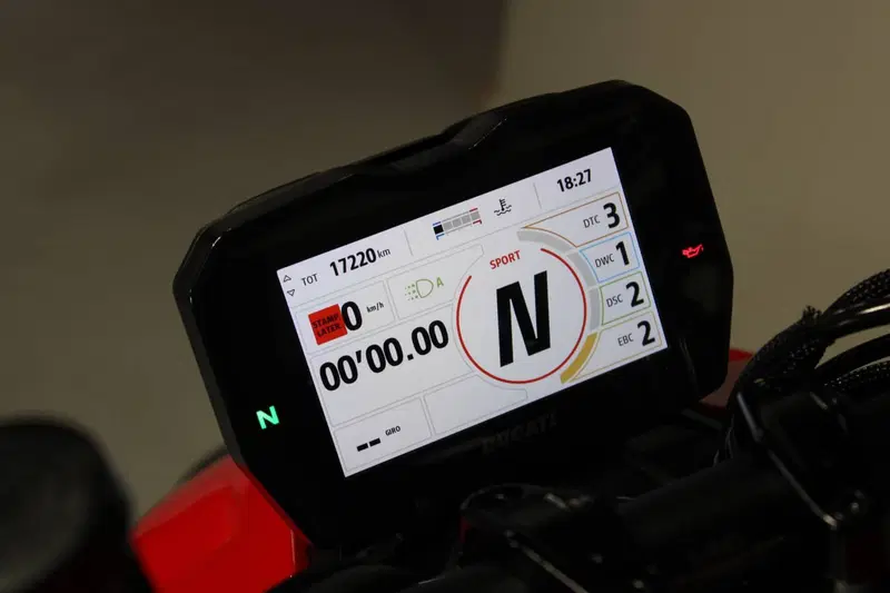 Ducati Streetfighter V4 S (2023 - 24) (6)