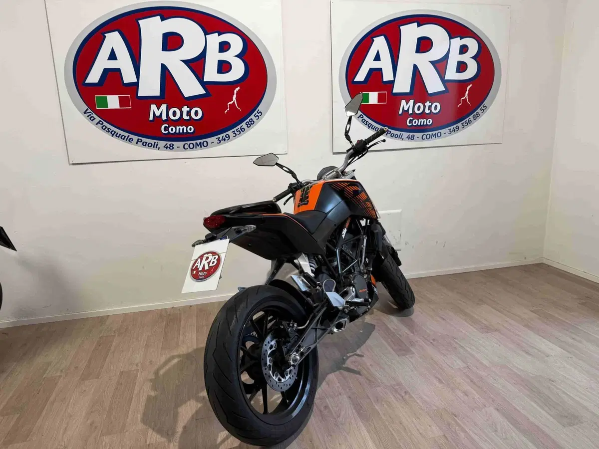 KTM 125 Duke (5)