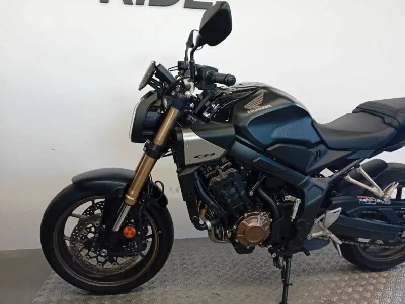 Honda CB 650 R E-Clutch (2024 - 26) (4)