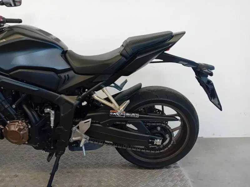 Honda CB 650 R E-Clutch (2024 - 26) (5)