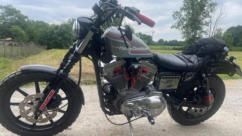 Harley-Davidson 883 Standard (1987 - 93) - XLH (9)