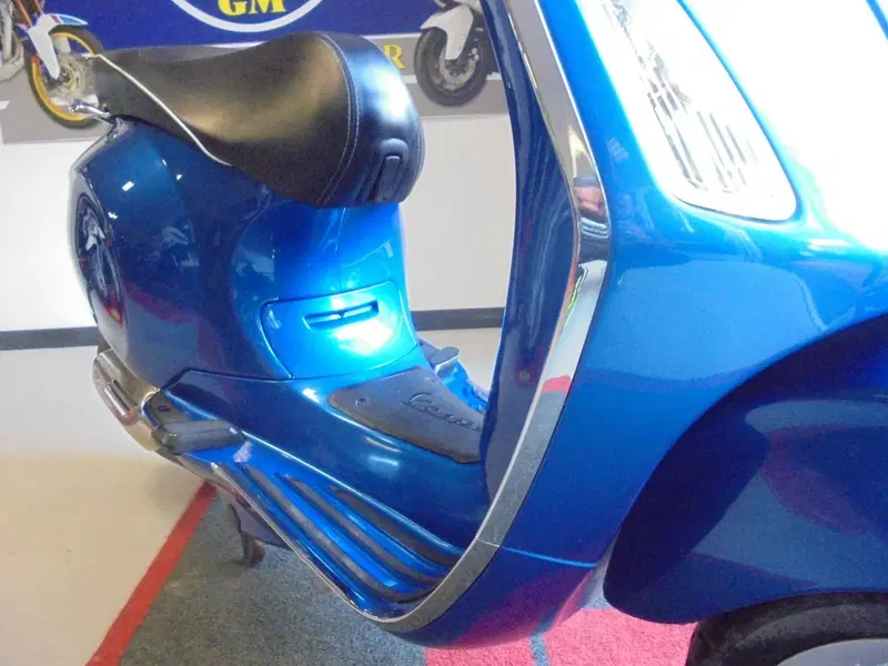 Vespa Sprint 50 4T 3V (2014 - 17) (11)