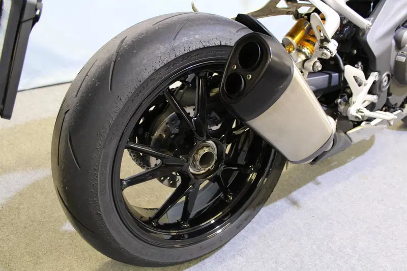 Triumph Speed Triple 1200 RS (2021 - 24) (4)