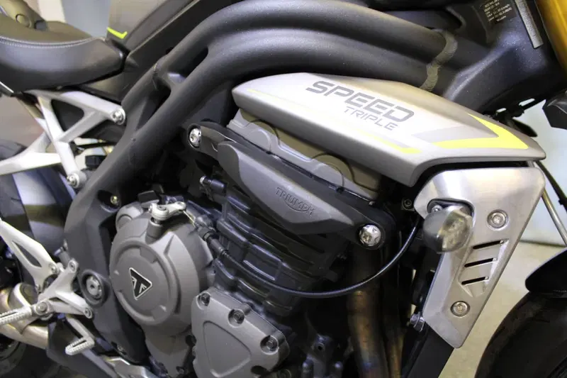 Triumph Speed Triple 1200 RS (2021 - 24) (8)