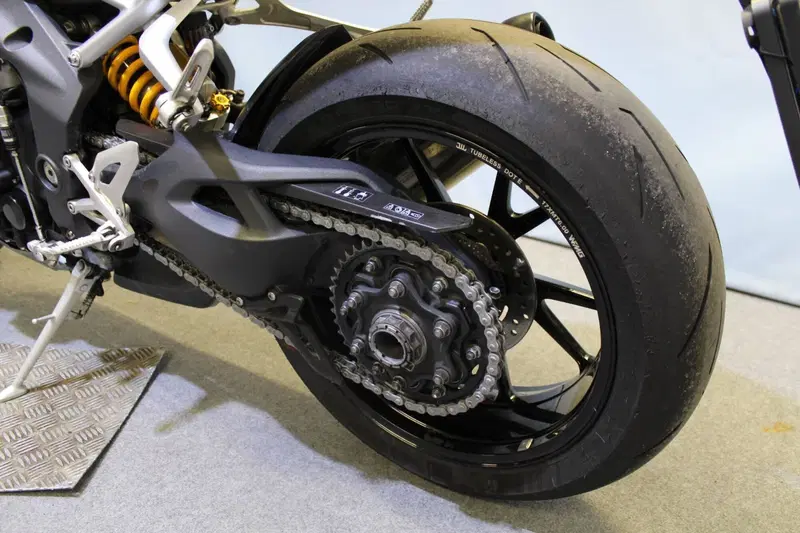 Triumph Speed Triple 1200 RS (2021 - 24) (16)