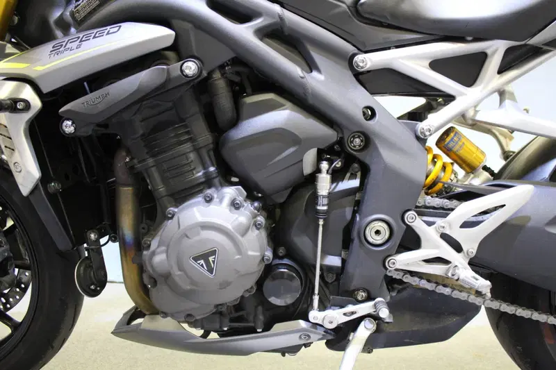 Triumph Speed Triple 1200 RS (2021 - 24) (17)