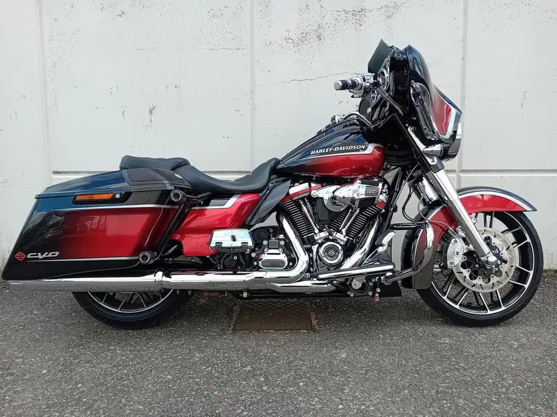 Harley-Davidson 117 Street Glide (2021) - FLHXSE