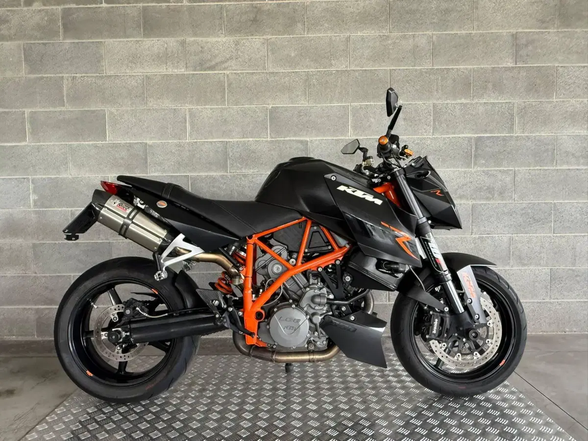 KTM 990 Super Duke (2007 - 11)