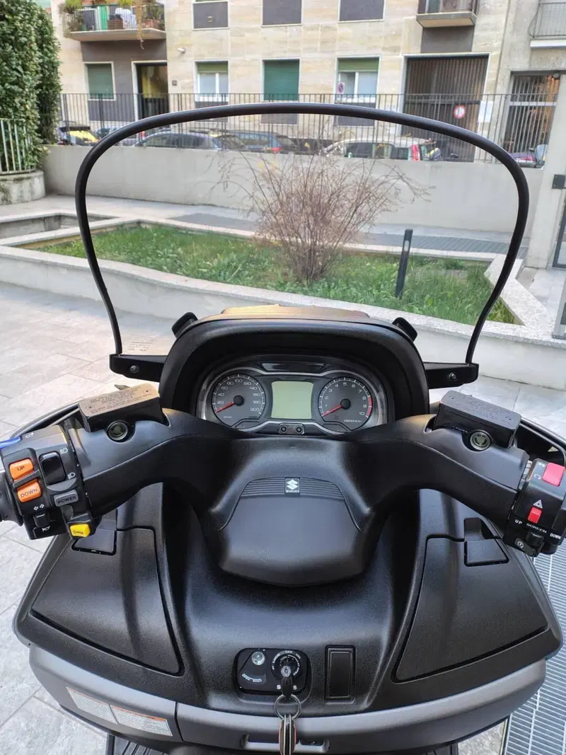 Suzuki Burgman AN 650 (2013 - 15) (4)